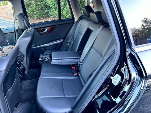 Used 2015 Mercedes-Benz GLK 350 4MATIC image 31