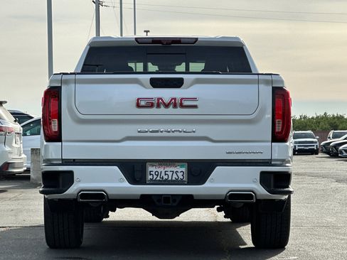 Used 2022 GMC Sierra 1500 Denali w/ Denali Reserve Package image 5