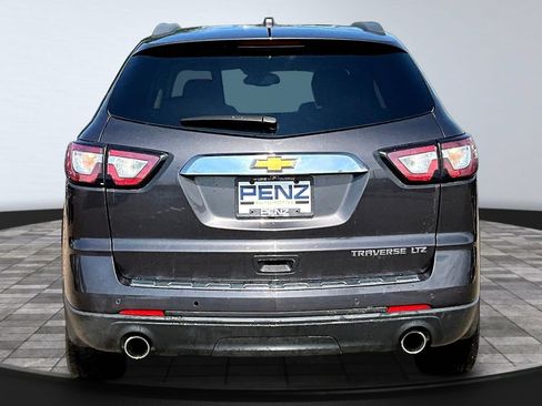 Used 2013 Chevrolet Traverse LTZ FWD image 6