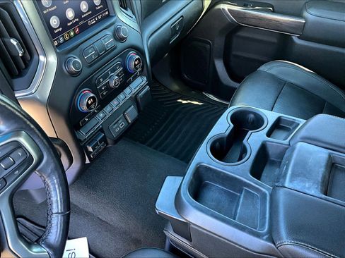 Used 2021 Chevrolet Silverado 2500 LTZ AWD/4WD image 19