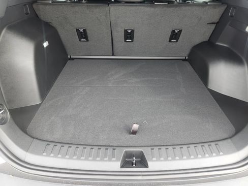 New 2026 Chevrolet Equinox RS w/ Convenience Package III FWD image 26