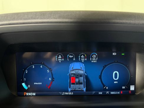 Used 2025 Ford F150 Lariat w/ Equipment Group 501A Mid image 10