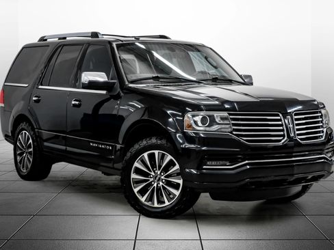Used 2015 Lincoln Navigator 2WD image 7
