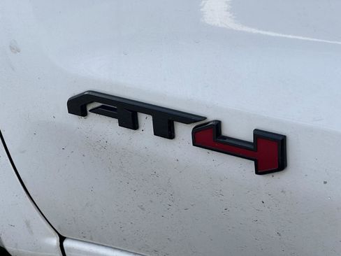 Used 2021 GMC Sierra 1500 AT4 w/ AT4 Premium Package image 10