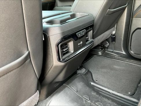 Used 2025 GMC Sierra 2500 AT4 w/ AT4 Premium Plus Package AWD/4WD image 22