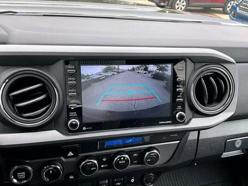 Used 2023 Toyota Tacoma TRD Sport AWD/4WD image 27