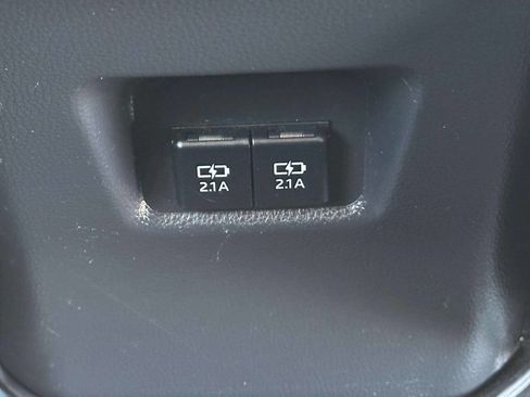 Used 2019 Toyota RAV4 XLE w/ Convenience Package image 26