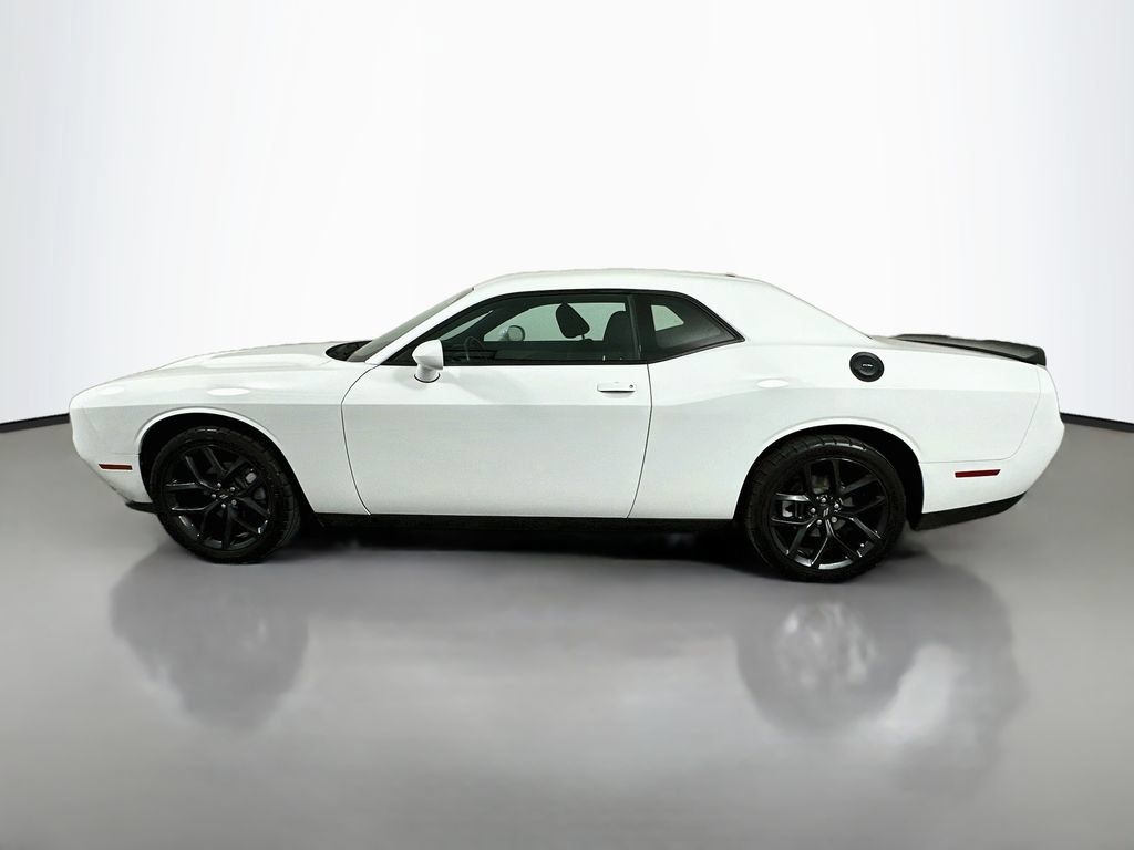 Used 2022 Dodge Challenger SXT w/ Blacktop Package RWD image 8