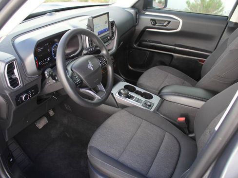 Used 2024 Ford Bronco Sport Big Bend image 9