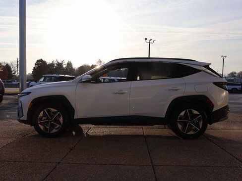 New 2026 Hyundai Tucson SEL image 3