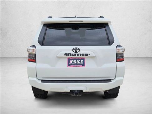 Used 2019 Toyota 4Runner SR5 AWD/4WD image 7