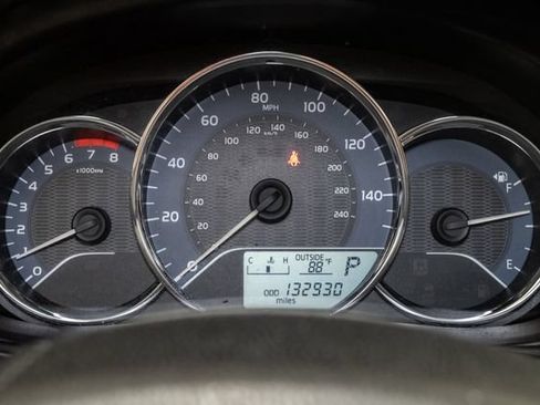Used 2014 Toyota Corolla LE FWD image 13