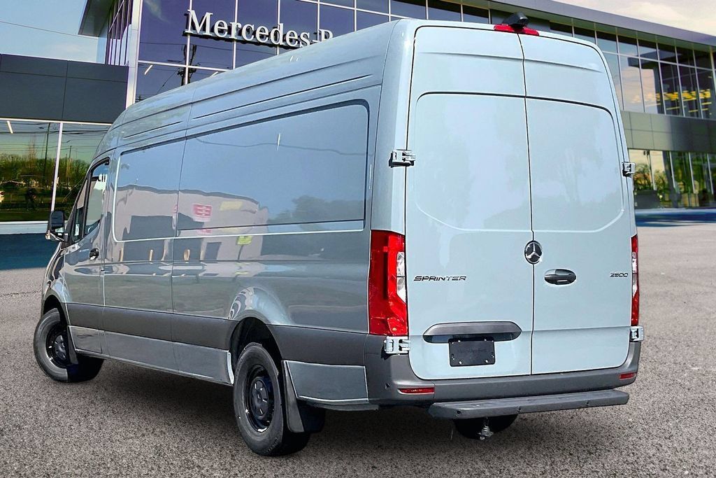 New 2026 Mercedes-Benz Sprinter 2500 image 3
