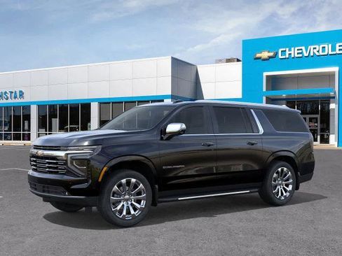 New 2025 Chevrolet Suburban Premier image 2