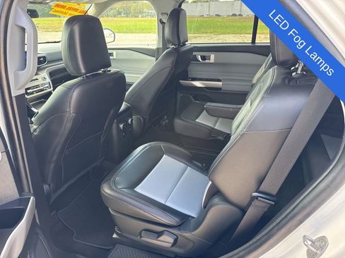 Used 2023 Ford Explorer XLT w/ Equipment Group 202A image 18