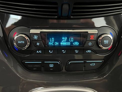 Used 2013 Ford C-MAX SEL FWD image 21