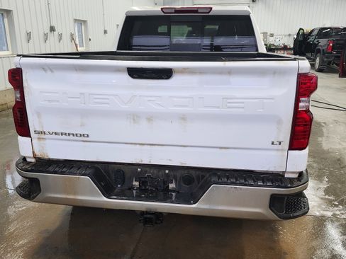 Used 2025 Chevrolet Silverado 1500 LT w/ Leather Package image 5