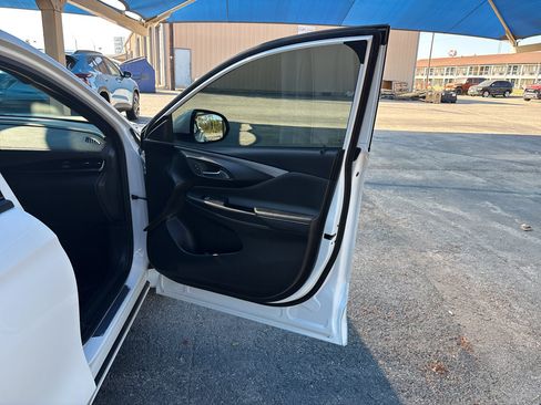 Used 2025 Buick Envista Avenir FWD image 14