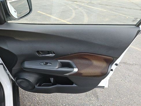 Used 2024 Nissan Kicks SR image 15