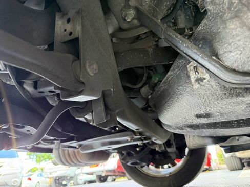 Used 2014 MAZDA MAZDA5 Sport image 31