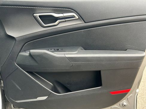 Used 2023 Kia Sportage LX image 26