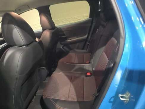 Used 2025 Nissan Kicks SR FWD image 5