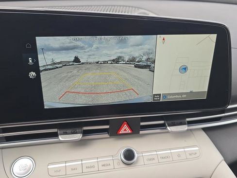 New 2026 Hyundai Elantra Limited FWD image 19