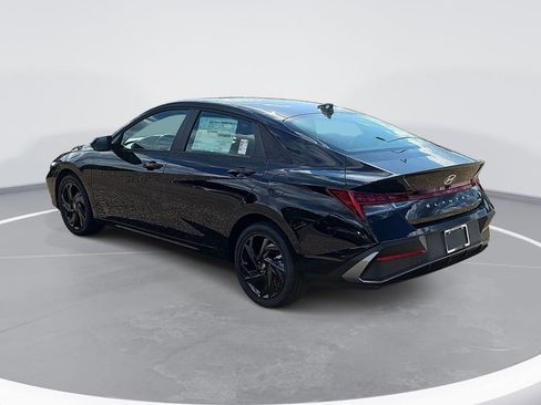New 2026 Hyundai Elantra Sport FWD image 7
