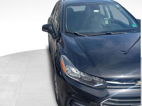 Used 2017 Chevrolet Trax LS image 14