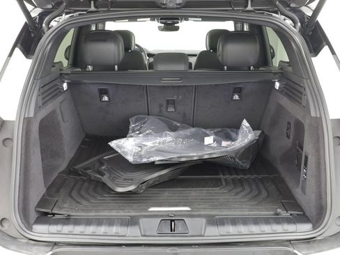 Certified 2025 Land Rover Range Rover Sport SE AWD/4WD image 18