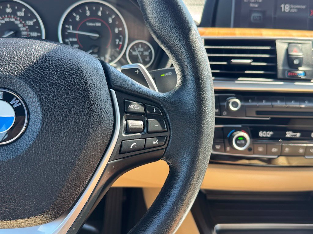 Used 2018 BMW 330i Sedan w/ Convenience Package RWD image 10
