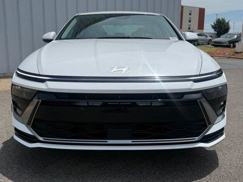 Used 2025 Hyundai Sonata SEL FWD image 18