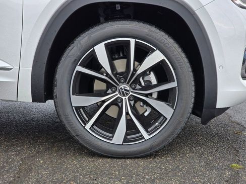New 2026 Volkswagen Atlas SEL Premium R-Line AWD/4WD image 9