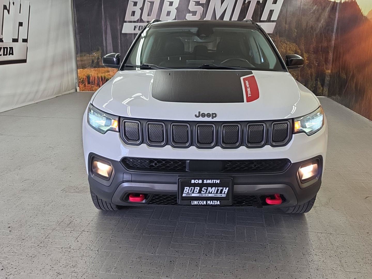Used 2022 Jeep Compass Trailhawk w/ Trailhawk Convenience Group AWD/4WD image 16