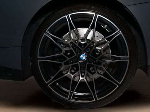 Used 2025 BMW M4 Coupe w/ Executive Package RWD image 28