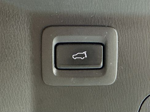 Used 2019 MAZDA CX-9 Touring w/ Touring Premium Package FWD image 31