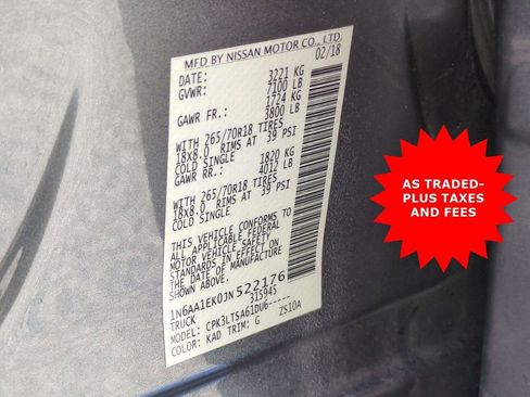 Used 2018 Nissan Titan SV image 29