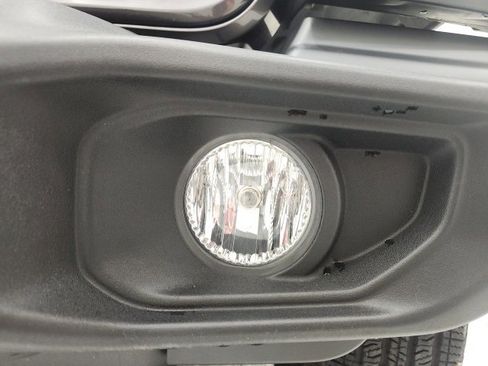 Used 2025 Jeep Wrangler Sport image 14