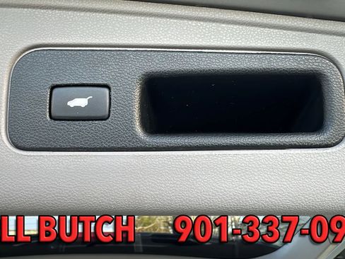 Used 2015 Honda Odyssey Touring image 25