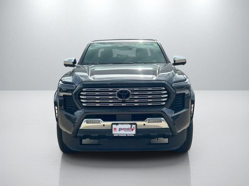 Used 2024 Toyota Tacoma Limited AWD/4WD image 2