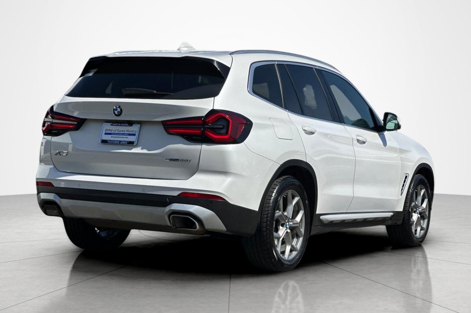 Used 2024 BMW X3 sDrive30i RWD image 5