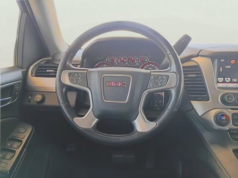 Used 2016 GMC Yukon XL SLE w/ Convenience Package image 13