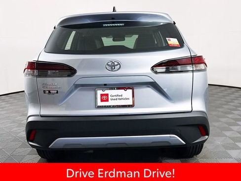Certified 2026 Toyota Corolla Cross L FWD image 21