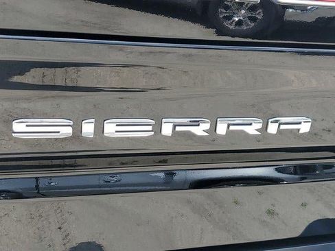 New 2026 GMC Sierra 1500 SLT w/ SLT Premium Plus Package AWD/4WD image 11