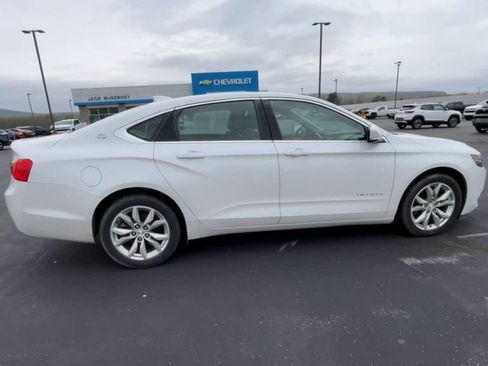 Used 2016 Chevrolet Impala LT w/ Convenience Package FWD image 9