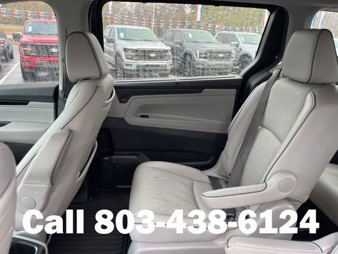 Used 2023 Honda Odyssey Elite image 14