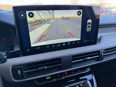 New 2026 Lincoln Corsair Premiere image 12