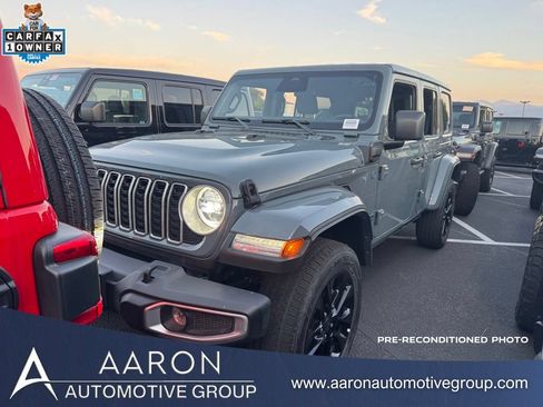 Used 2025 Jeep Wrangler Unlimited Sahara w/ Safety Group AWD/4WD image 1