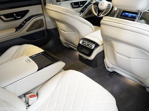Used 2023 Mercedes-Benz S 580 4MATIC Sedan image 12