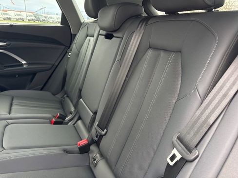 New 2025 Audi Q5 Prestige image 15